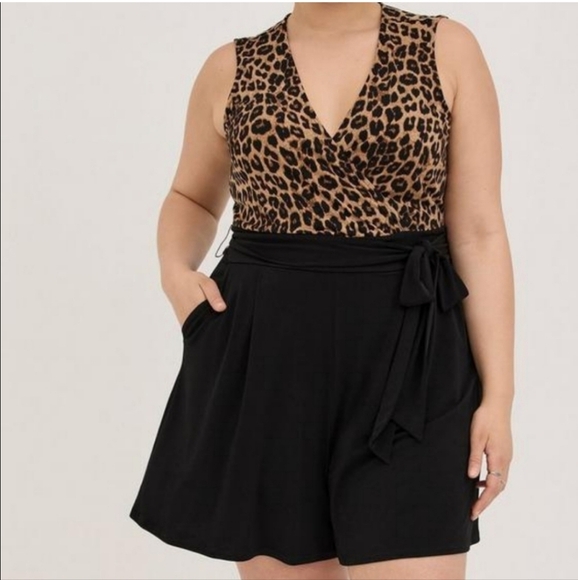 Torrid Studio Knit Surplice Animal Print Romper Size 18 Size 20 - Picture 1 of 7